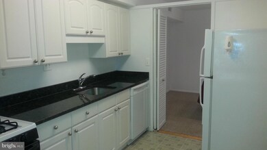 7545 Spring Lake Dr unit C-2, Bethesda, MD 20817 - photo 5