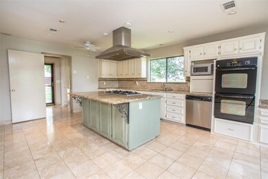 17 Quail Run St, Gainesville, TX 76240 - photo 4