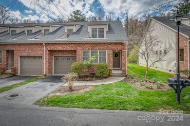 End unit with one car garage