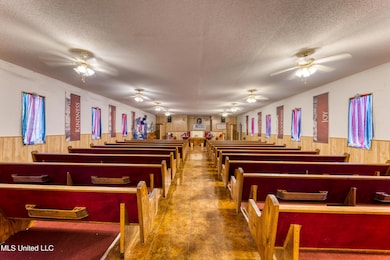 5106HubertSt-11
