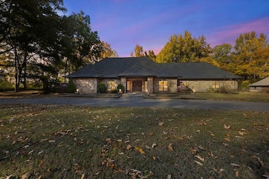 8560 Old Creek Rd, Memphis, TN 38125 - photo 4