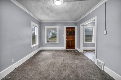 1561 E 204th St, Euclid, OH 44117 - photo 2