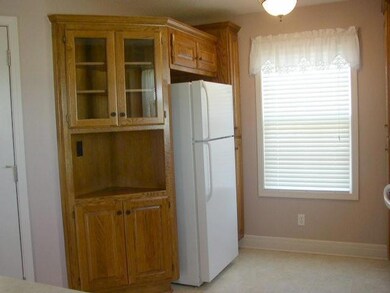 511 Galaxy Ln, Raymore, MO 64083 - photo 6