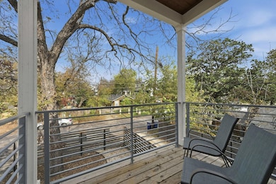 2811 Garwood St unit A, Austin, TX 78702 - photo 2