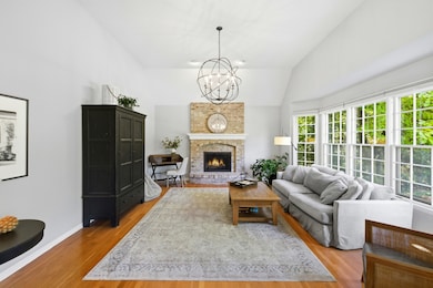 6812 Greene Rd, Woodridge, IL 60517 - photo 6