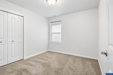 1871 SE Academy St, Dallas, OR 97338 - photo 5