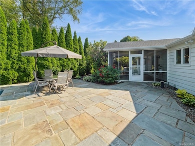 Perfect for Entertaining Family & Friends