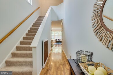 21722 Ladbroke Grove Ct, Sterling, VA 20166 - photo 5