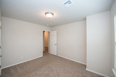 9343 S 255th East Ave, Broken Arrow, OK 74014 - photo 5