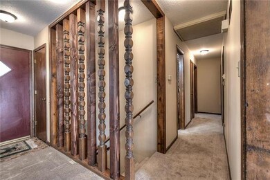 The entry/hallway to the bedrooms.