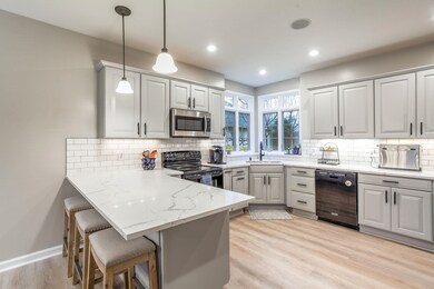 57377 Karington Ct, Elkhart, IN 46516 - photo 4