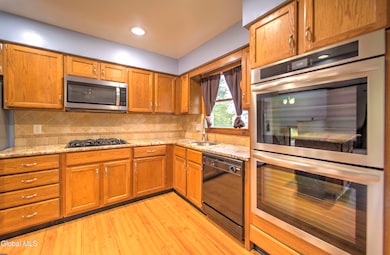 1 Laurel Ln, Schenectady, NY 12304 - photo 6