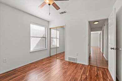 1400 Country Meadows Dr, Bedford, TX 76021 - photo 4