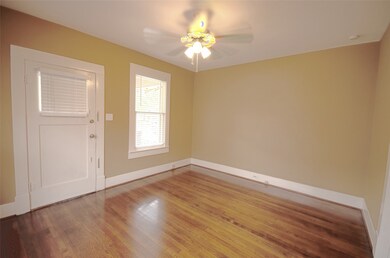 948 Pecore St, Houston, TX 77009 - photo 3