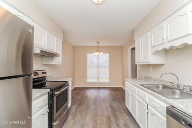 005-photo-dining-room-14942137