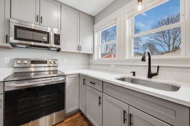 50 Emerson St unit 2, Wakefield, MA 01880 - photo 4