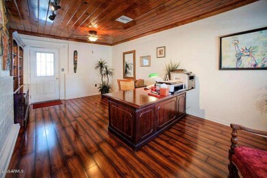 unlisted-address, Phoenix, AZ 85013 - photo 6