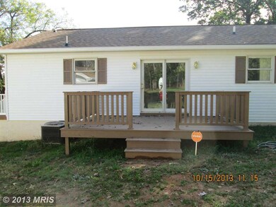 1371 Henshaw Rd, Bunker Hill, WV 25413 - photo 4