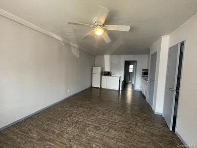 15 Georgia Ave unit 1, Long Beach, NY 11561 - photo 5