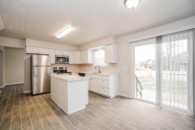 3183 Innisbrook Ct, Pickerington, OH 43147 - photo 5