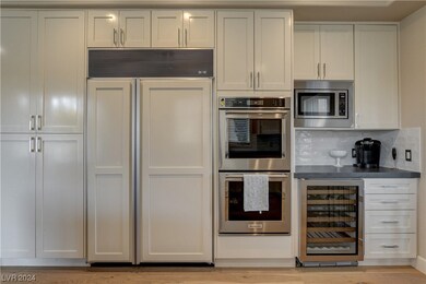 8225 Horseshoe Bend Ln, Las Vegas, NV 89113 - photo 5