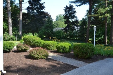 9 Thurlow St, Georgetown, MA 01833 - photo 3