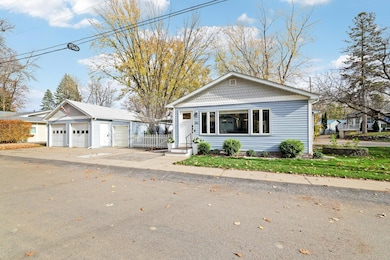 25 Waseca Ave, Excelsior, MN 55331 - photo 2