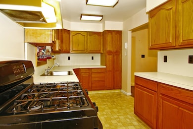 72 Division St, Keyport, NJ 07735 - photo 7