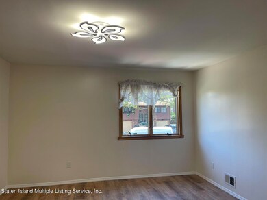 39 Gateway Dr unit 180, Staten Island, NY 10304 - photo 5