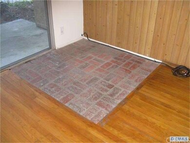 Living Room - Space for Freestanding Fireplace