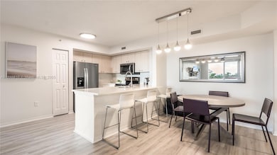 Flagler Pointe unit 622, West Palm Beach, FL 33407 - photo 2