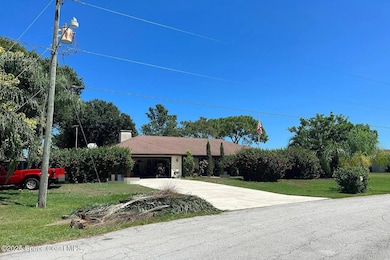 3 - 2962 SE Dalhart Rd