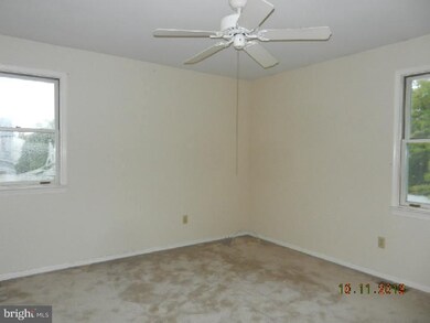 143 Gentry Dr, Perkasie, PA 18944 - photo 7