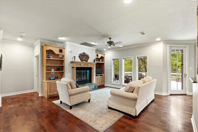 4012 Cimmaron Trail, Granbury, TX 76049 - photo 4