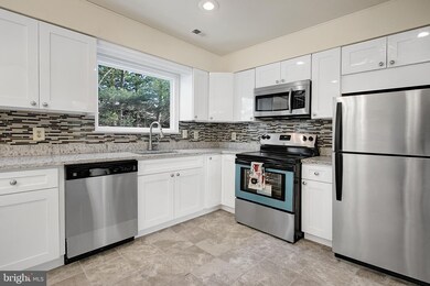 15819 Millbrook Ln, Laurel, MD 20707 - photo 6