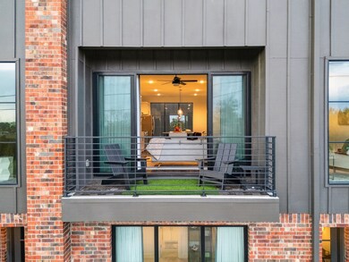 737 N Zang Blvd unit 102, Dallas, TX 75208 - photo 5