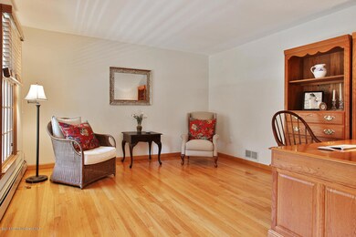 19 Pocahontas Ave, Oceanport, NJ 07757 - photo 6