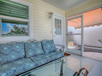 9324 SE 173rd Hyacinth St, The Villages, FL 32162 - photo 7