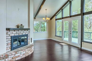 570 Grandview Ave, Grants Pass, OR 97527 - photo 4