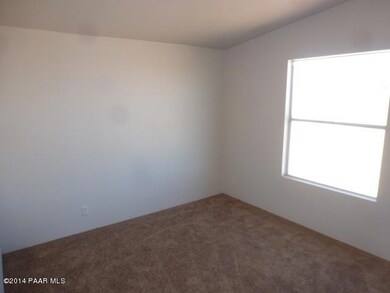 24905 N Firebird Rd, Paulden, AZ 86334 - photo 2