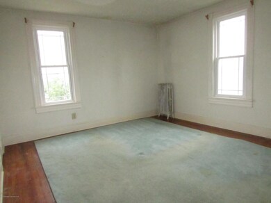 107 Allen St, Dunmore, PA 18512 - photo 7