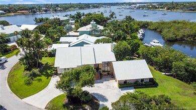 Poss. 5 BR/4.5 BA/3 CG