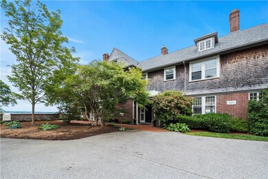 221 Hope St unit 3, Bristol, RI 02809 - photo 4