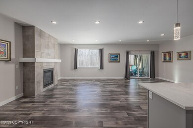 004 _ 2023.02.27 . 6392 W Creeksedge Dr