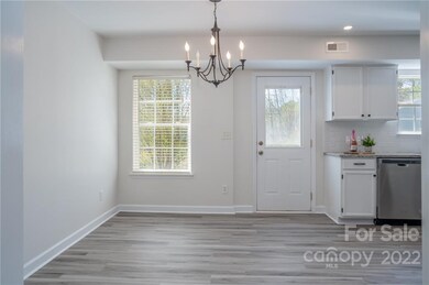 1242 Winding Path Rd, Clover, SC 29710 - photo 4