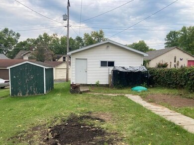 726 13th St N, Virginia, MN 55792 - photo 5