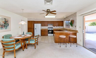 Kitchen & Dining Area