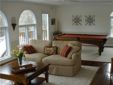 Den/Family/Great Room - Large Enough for Pool Tabl