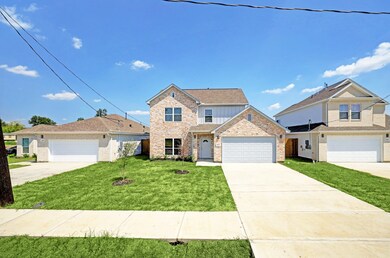 8114 James Franklin St, Houston, TX 77088 - photo 4