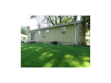 1707 SW Mitchell St, Oak Grove, MO 64075 - photo 7